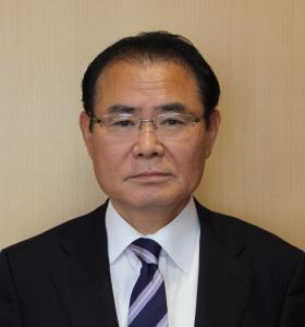 5番　鈴木義男