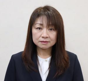 5番　加藤恵子